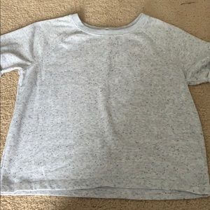 heather gray t-shirt